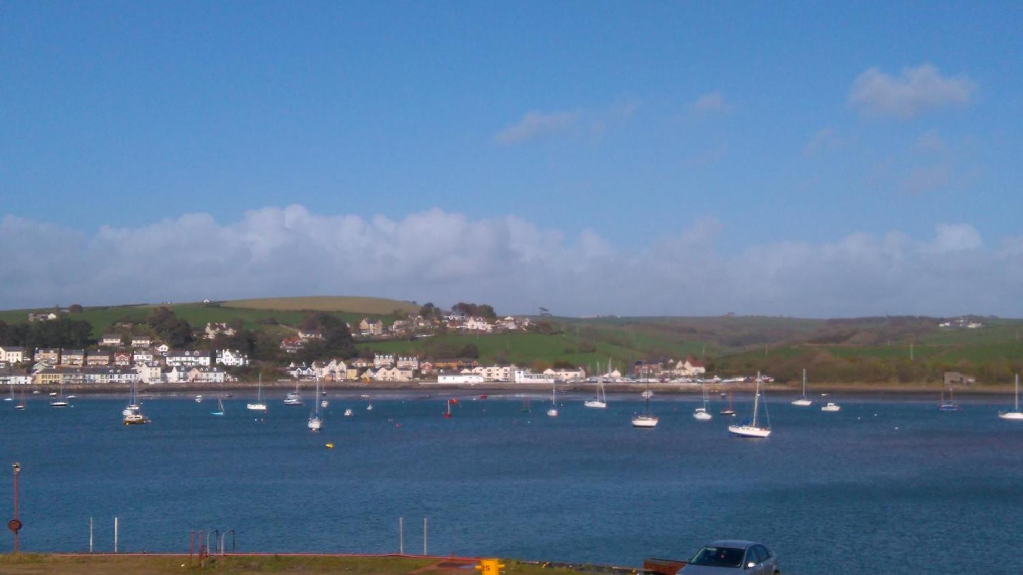 The Boat Yard Apartment Appledore Bagian luar foto